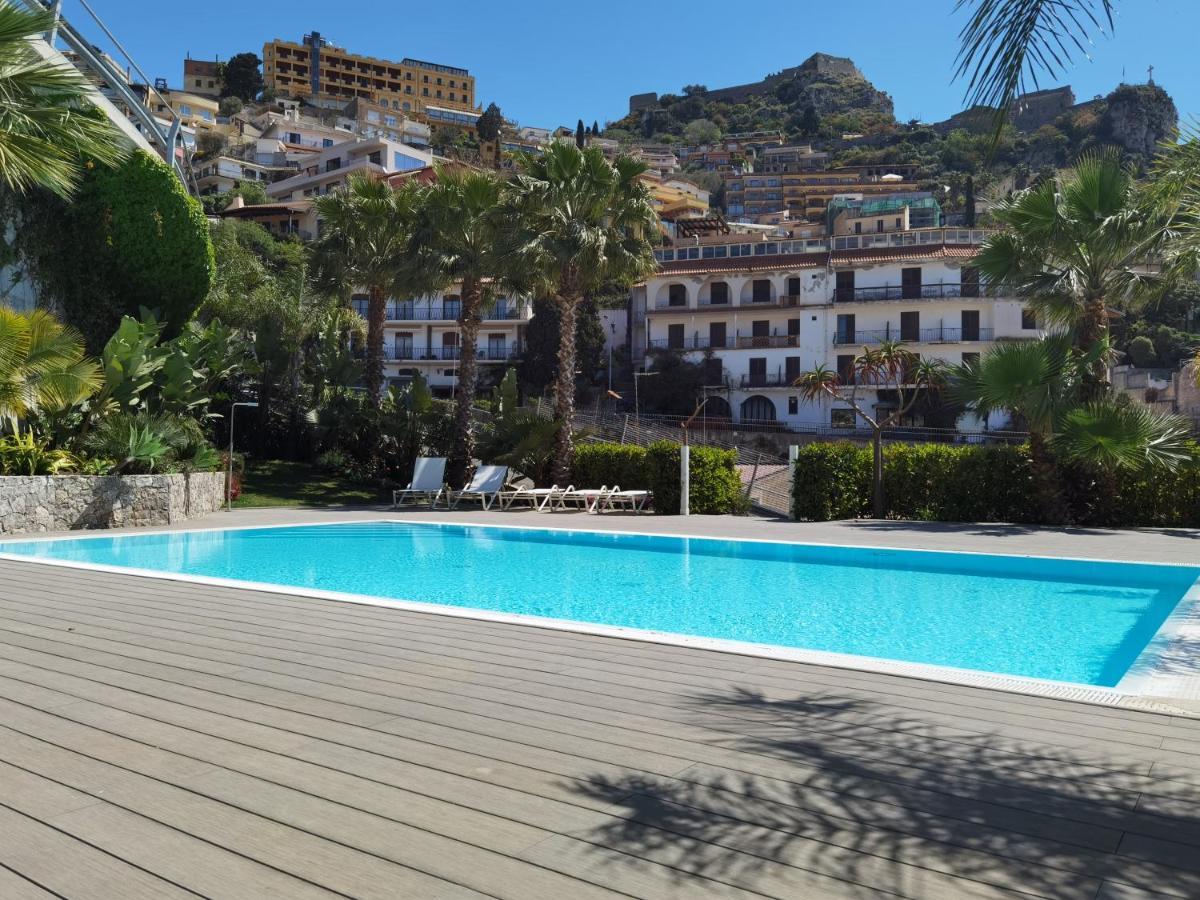 Taormina Silver House By Taormina Holidays ภายนอก รูปภาพ